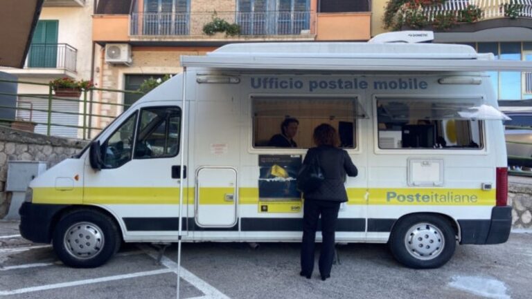 Alimena, a seguito dei lavori interni alla sede attivato ufficio postale mobile