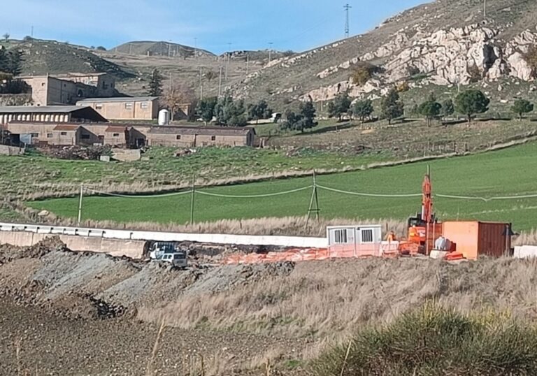 Strada Statale 120, in corso lavori di sistemazione e messa in sicurezza del tratto Castellana Sicula  – Gangi