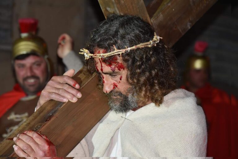 Sciara: torna la rappresentazione vivente della “Via Crucis”, ecco quando