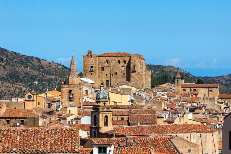 Castelbuono, bando di ammissione al corso universitario di perfezionamento post lauream in tutela giuridica e promozione dei prodotti agroalimentari