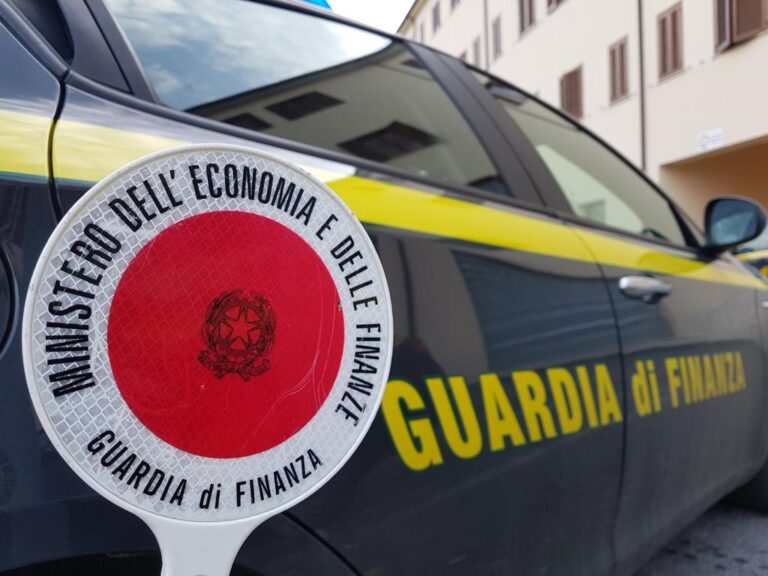 Palermo: ipotizzata truffa all’INPS, la Guardia di Finanza sequestra beni per 1,4 milioni di euro