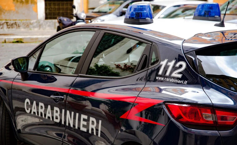Beccato a spacciare due volte in pochi giorni, 39enne recidivo arrestato dai Carabinieri