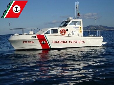 Altavilla Milicia, natante multato dalla Guardia Costiera perché trovato all’interno della fascia riservata alla balneazione