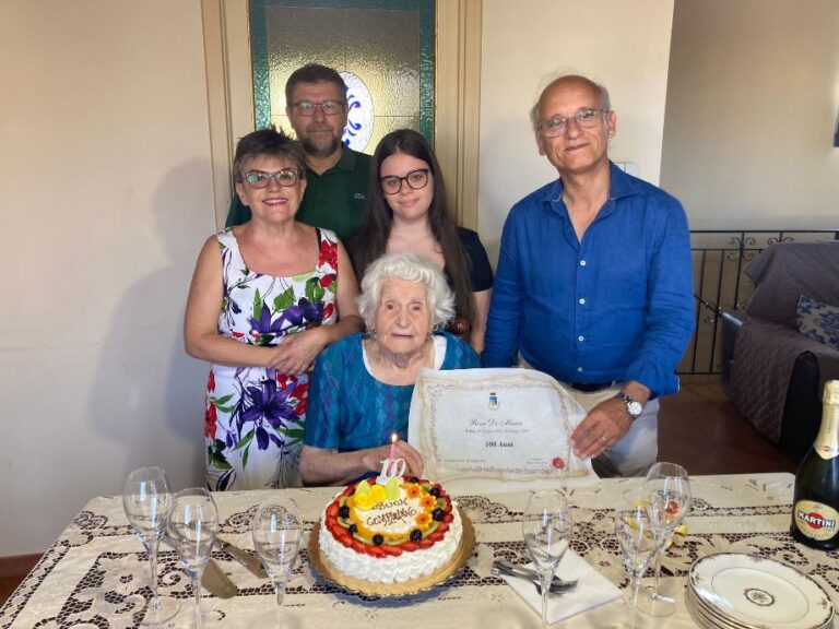 Termini Imerese: compie 100 anni la signora Rosa Di Maria