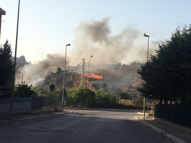 Incendio in contrada Santa Marina a Termini Imerese