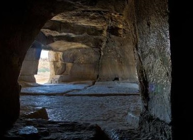 “Architettura Dedalica” in una capitale della Sikania: Thòlos del Principe a Sant’Angelo Muxaro