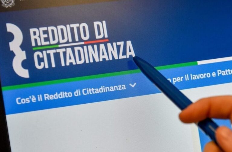 Termini Imerese. Reddito di cittadinanza, assolti mafioso e due donne pur avendo dichiarato il “falso”. Per il giudice non c’è stato dolo