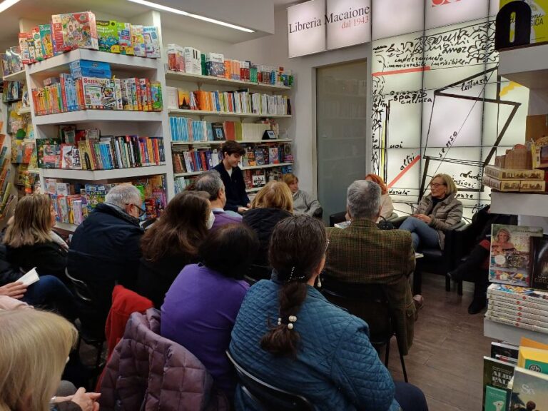 Presentato il romanzo d’esordio “Michela ci aiuti” della poetessa Francesca Luzzio di Montemaggiore Belsito