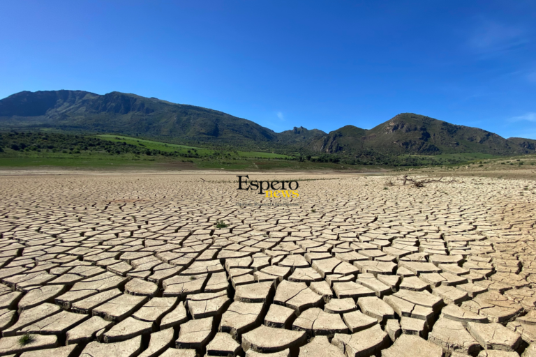 Deserto? No: la diga “Rosamarina” di Caccamo ha tanta sete, ecco il video