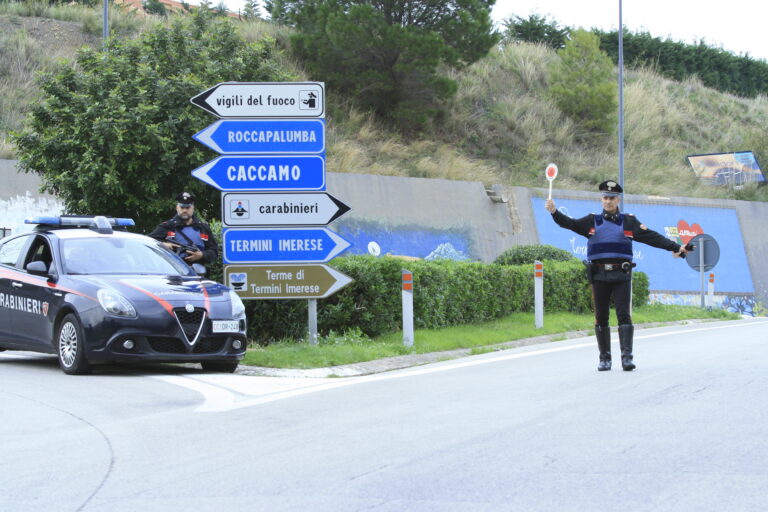 Chiuse le indagini dei Carabinieri di Termini Imerese e Cefalù nei confronti di cinque indagati, tra i 20 e 29 anni responsabili a vario titolo di furto aggravato in concorso e furto in abitazione ed aggravato