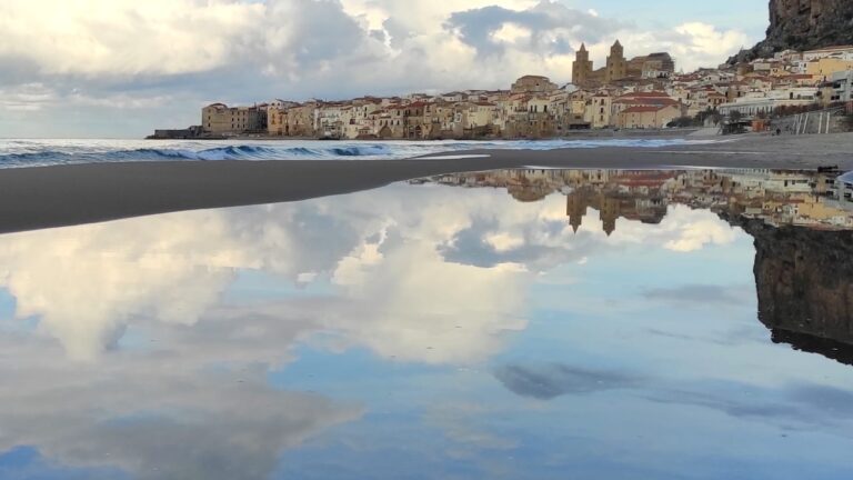 Cefalù: utilizzo del Demanio Marittimo, c’è l’approvazione del Consiglio comunale