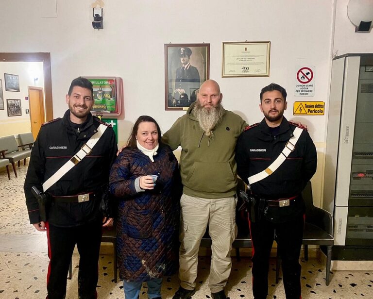 Carabinieri salvano due turisti danesi bloccati a causa del maltempo nelle campagne di Castronovo di Sicilia