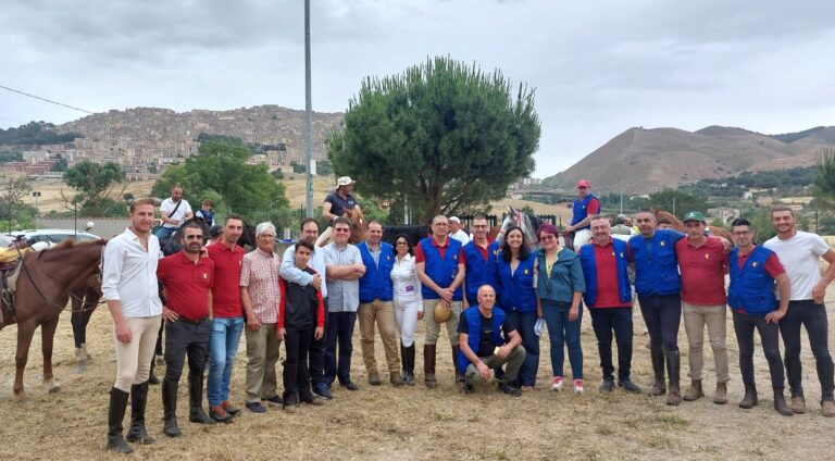 A Gangi 137 partecipanti al 19° raduno delle associazioni ippiche siciliane