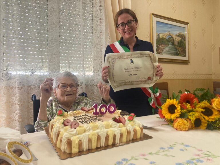 Termini Imerese, compie 100 anni la signora Antonina Alduino