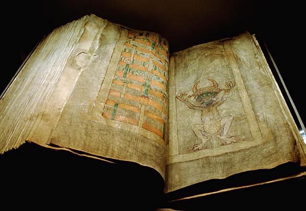 Voglia di occulto: esiste un bisogno sociale di irrazionalità?
