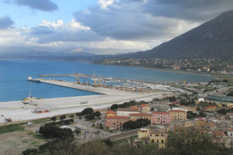 Termini Imerese, Comitato CittàPorto raccoglie firme per proposta popolare ma il Consiglio non la vota. Presentato esposto