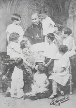Montemaggiore Belsito ricorda mons. Raffaele Arrigo: educatore che dedicò la vita al servizio della comunità