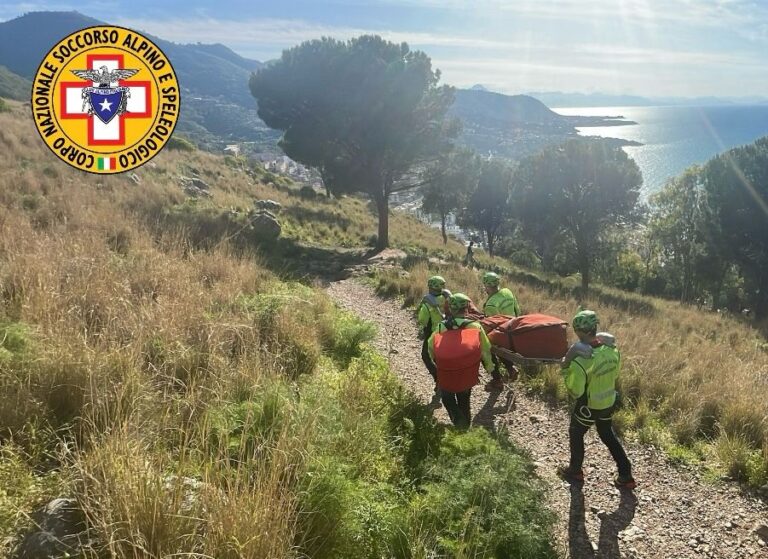 Cefalù, intervento del Soccorso Alpino per recuperare un turista deceduto dopo malore