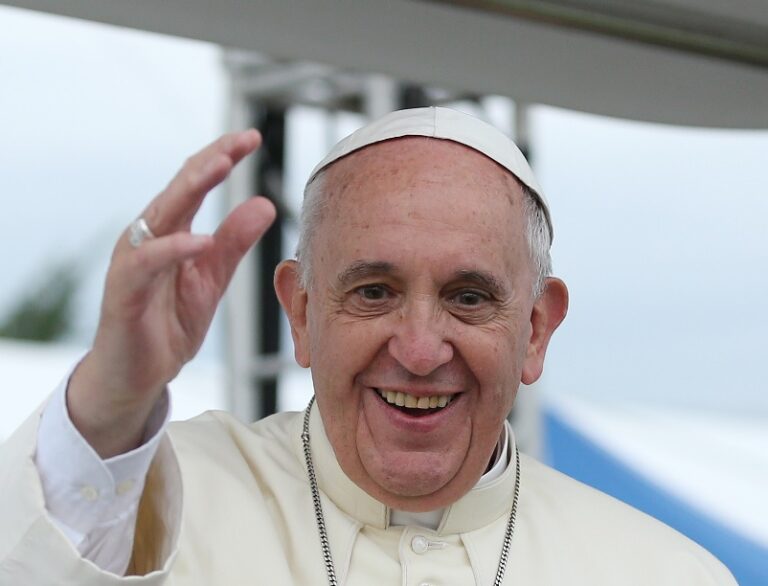Papa Francesco è tornato alla Casa del Padre