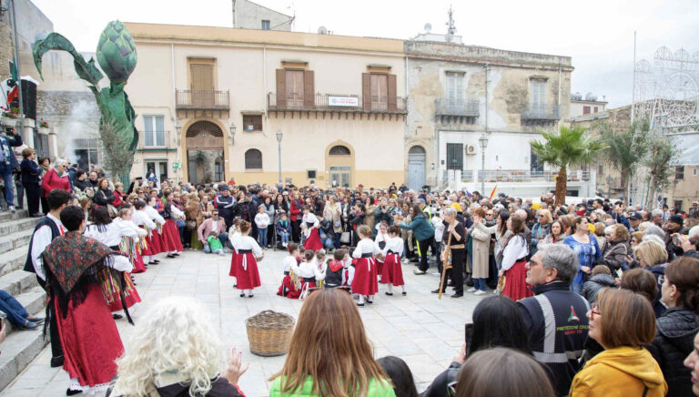 Cerda celebra il suo carciofo con il Cynara Festival