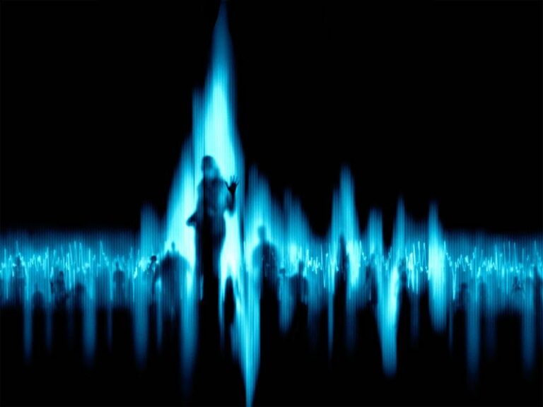 Spiriti al registratore: “psicofonia”, il fenomeno delle voci elettroniche paranormali