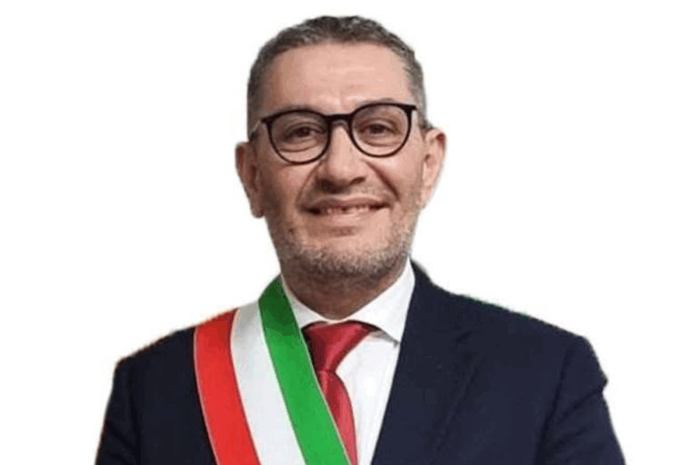 Aliminusa piange il sindaco Michele Panzarella