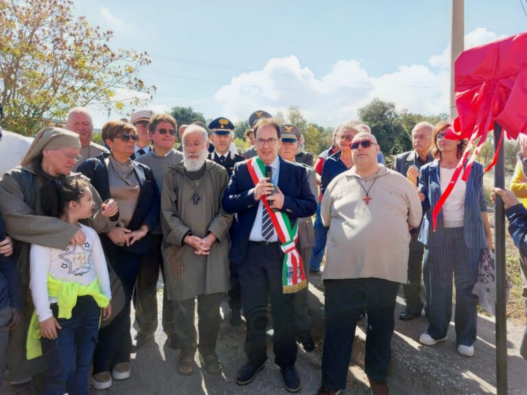 Gangi, inaugurata via dedicata al missionario Biagio Conte