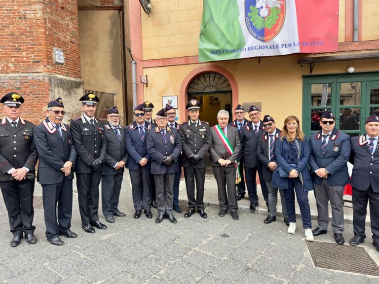 Castelbuono, inaugurata la sezione dell’Associazione nazionale carabinieri intitolata a Domenico Castiglia