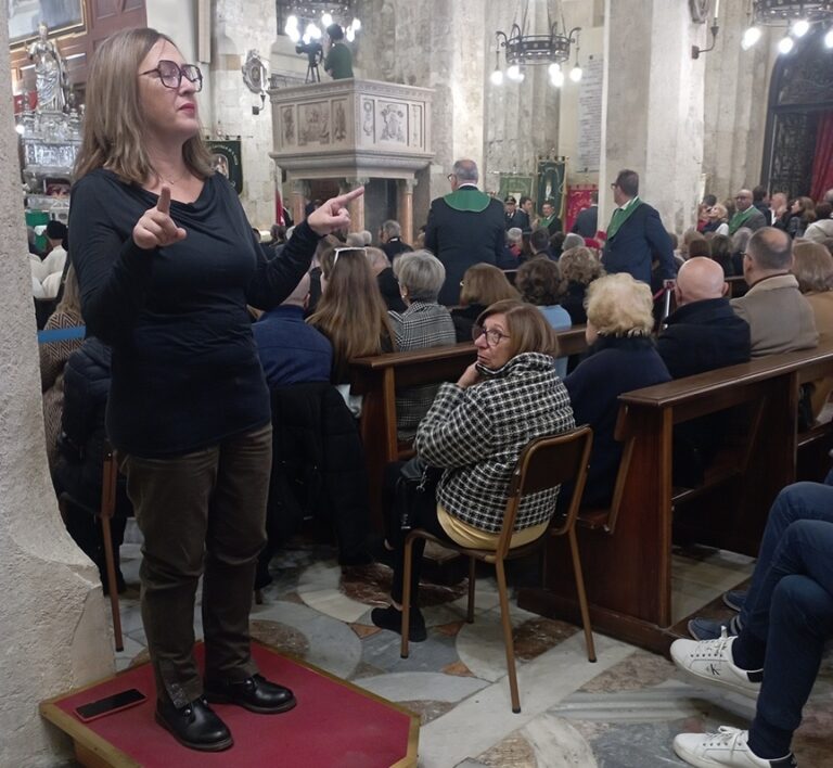 Da quest’anno le celebrazioni di Santa Lucia a Siracusa saranno anche in Lis