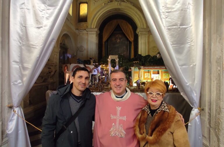 Il Presepe di Loredana Lo Nero ambientato nell’antica Roma alla Chiesa di Santa Maria La Nova