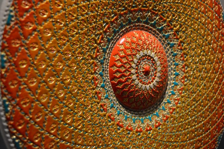 “FIAT LUX”: L’ARTE DI EMANUELE INDIA ALL’OSTERIO MAGNO Di CEFALÙ