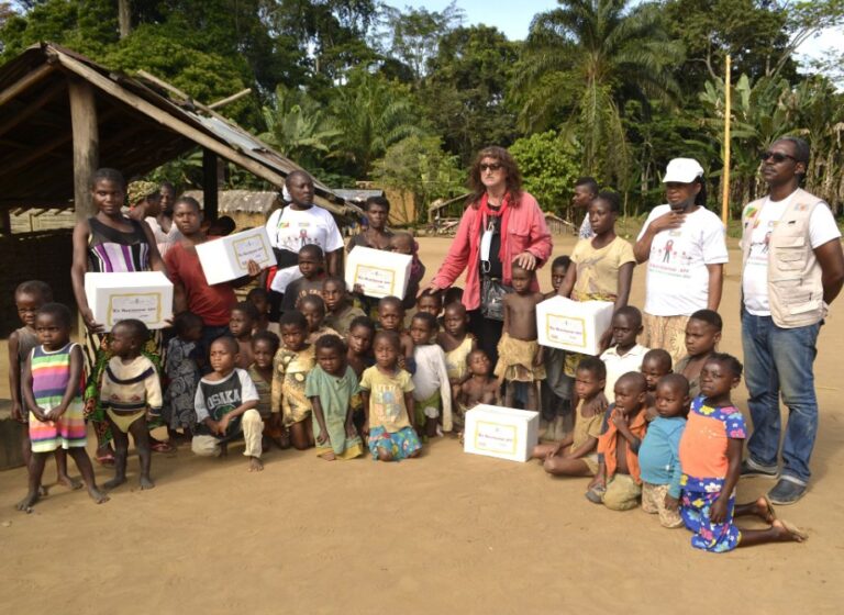 Castelbuono, “Un cuore per la vita”: manifestazione di solidarietà per bambini e donne del  Congo a rischio