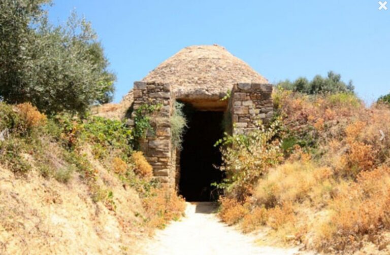 Come doveva essere la Tomba/Tempio/Palazzo della Gurfa di Alia: un tentativo di ricostruzione