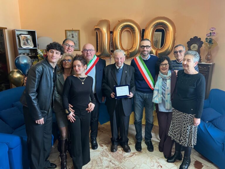 Gangi e Bagheria celebrano i 100 anni del signor Gaetano Barreca